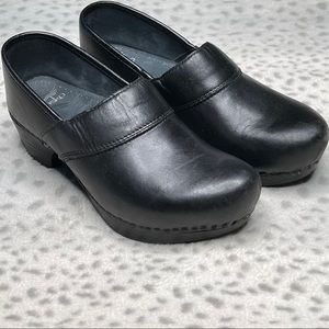 Dansko Prima Leather Clog Nurse Shoe Comfort